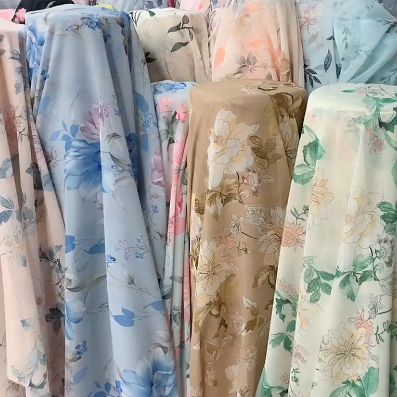 30D Butterfly Printed Chiffon  – Sewing By Bewertung und Preis